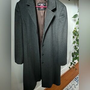 Cashmere dark grey lined coat